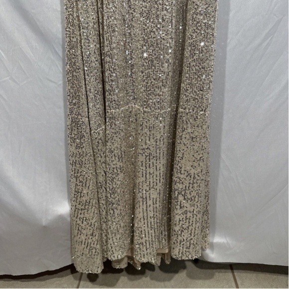 NEW $398 IEENA Mac Duggal [ 0 ] Sequin Bow Halter Neck‎ Column Gown Silver - Picture 7 of 15